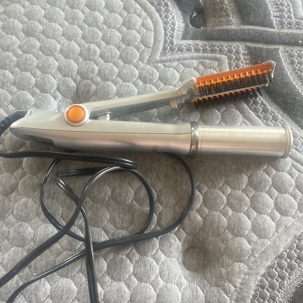 InStyler curler -like new